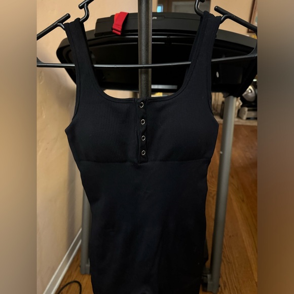 Women’s Thread Press Button Tummy Control Jumpsuit Medium. Only worn once. - Picture 3 of 12